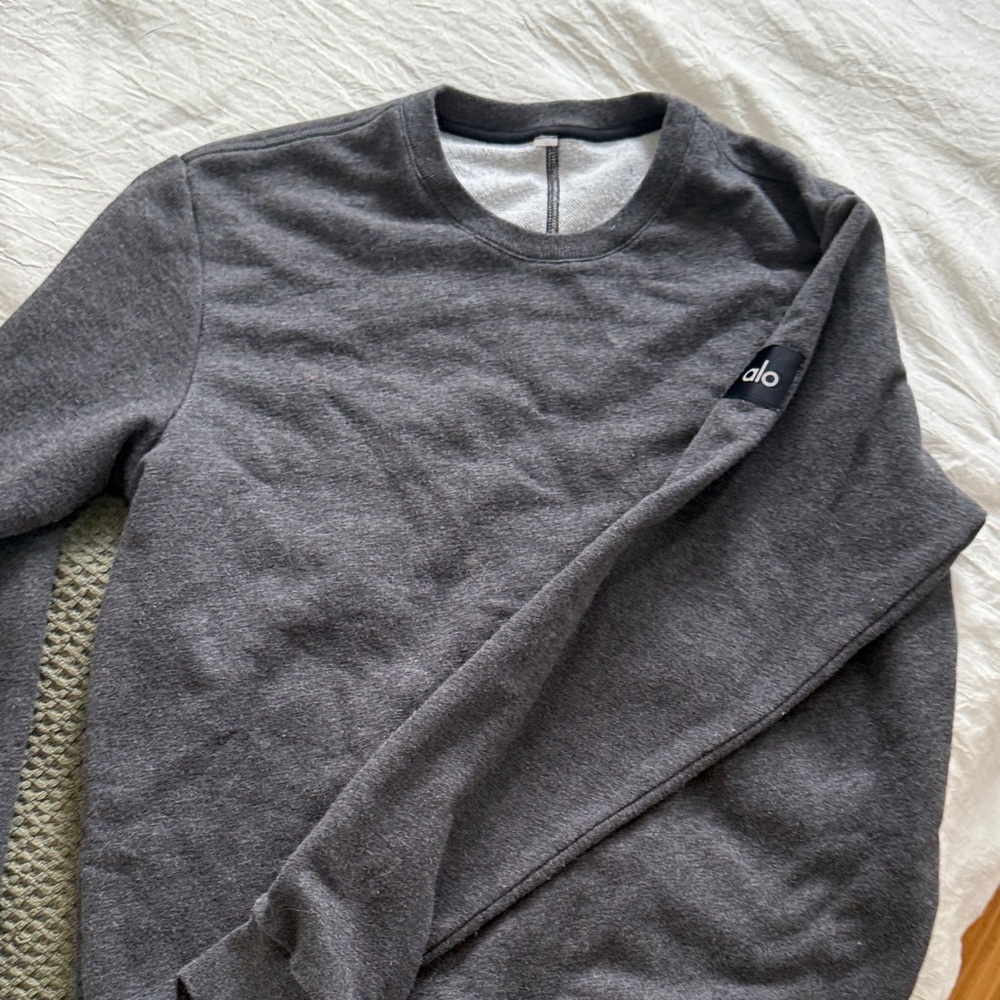 ALO Yoga Men's Charcoal Crewneck Sweater